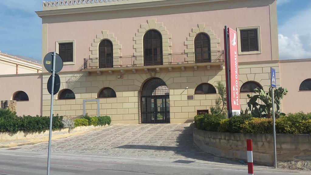 Palazzo Graziano Hotel Terrasini Exterior photo